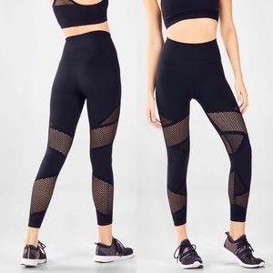 Fabletics High Waisted Seamless Mesh Leggings XS